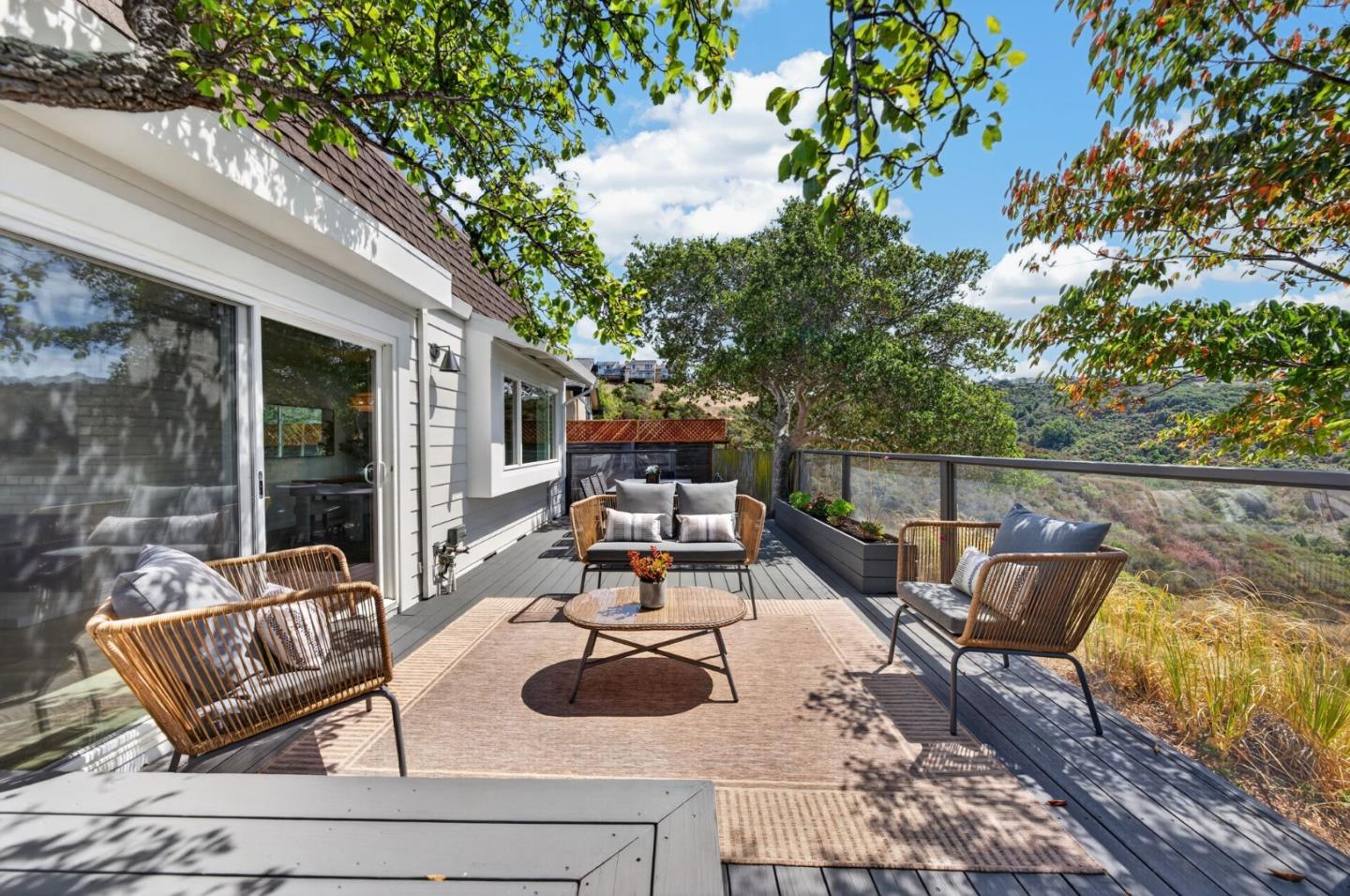 2428 Hastings DR
