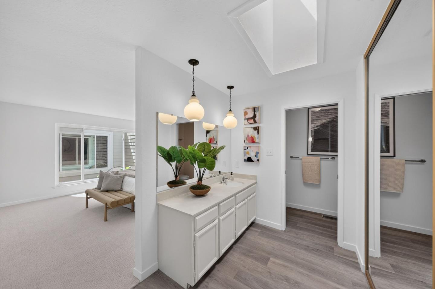 2428 Hastings DR