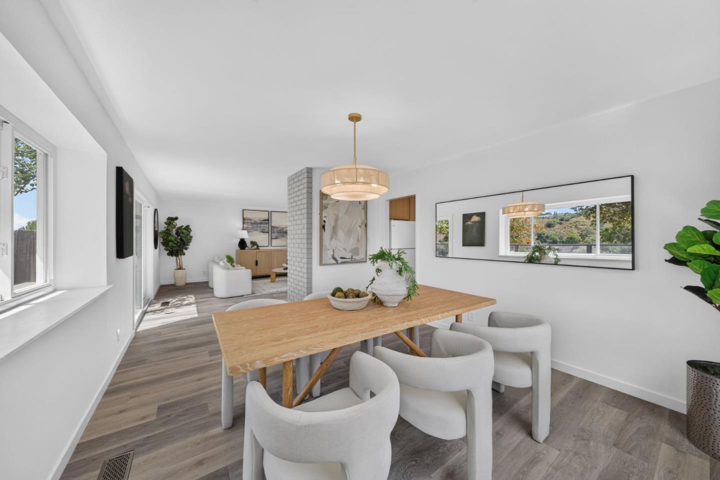 2428 Hastings DR