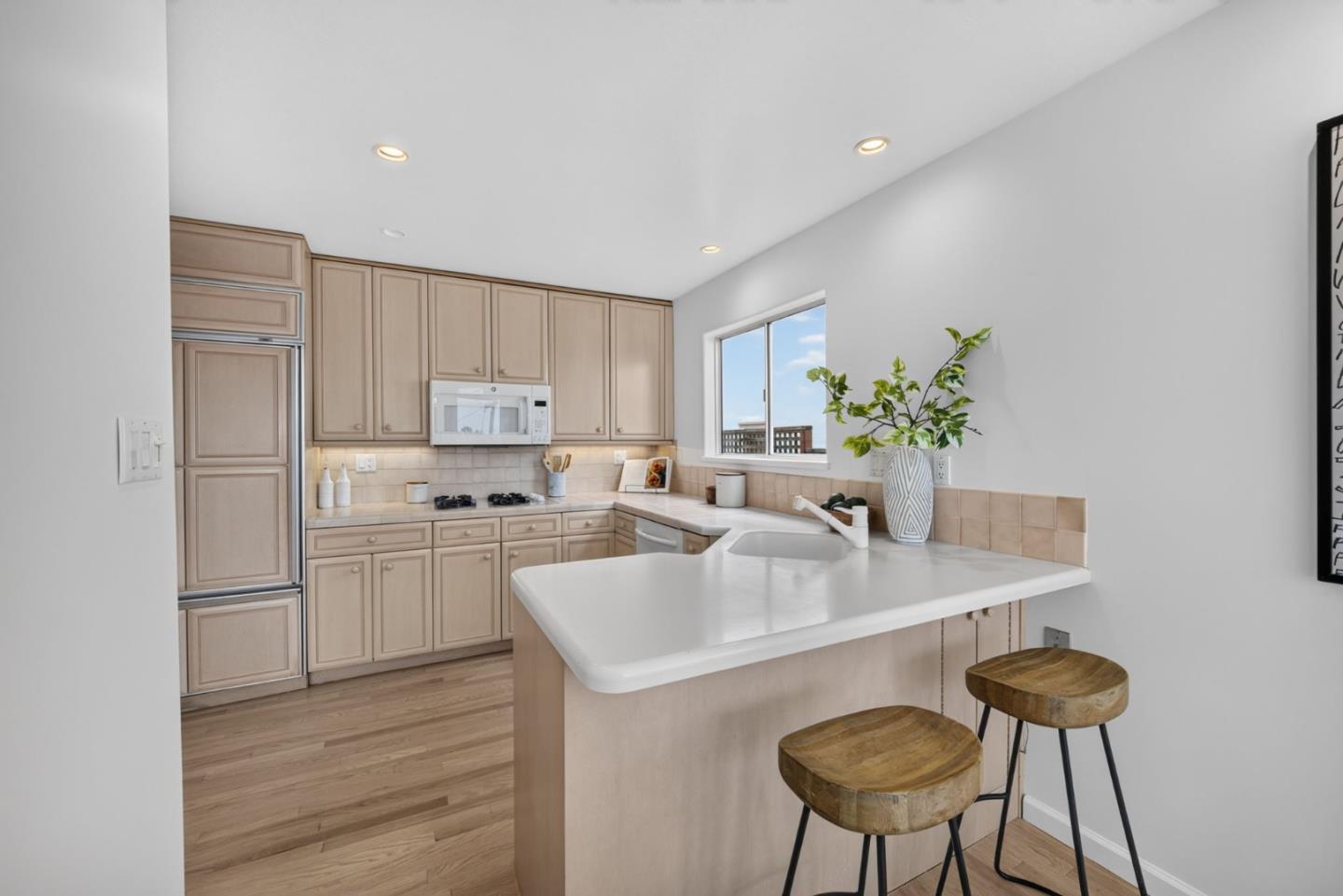 1516 Alturas DR
