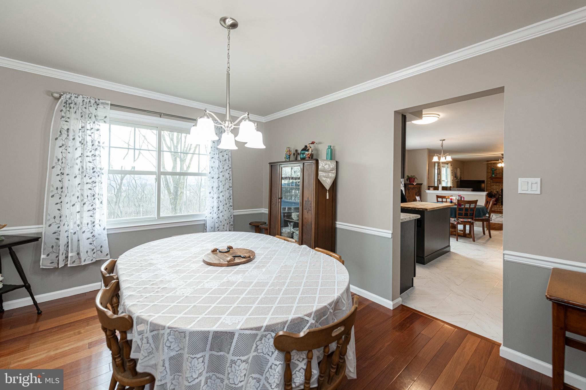 5 LONGVIEW DRIVE