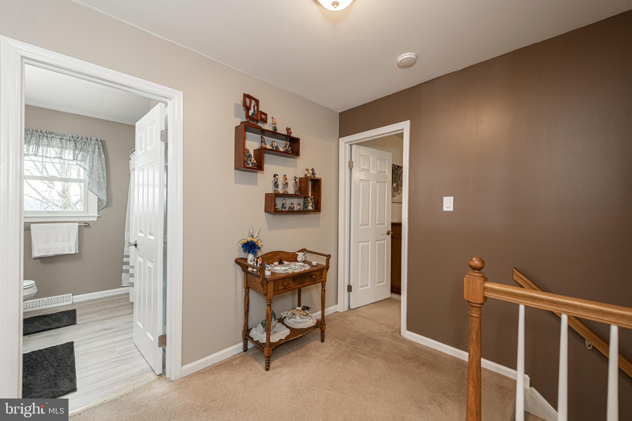 5 LONGVIEW DRIVE