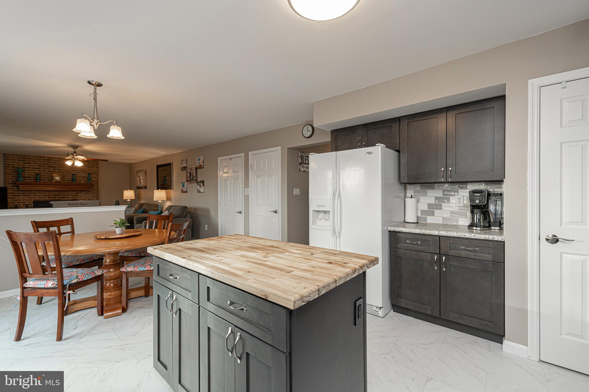 5 LONGVIEW DRIVE