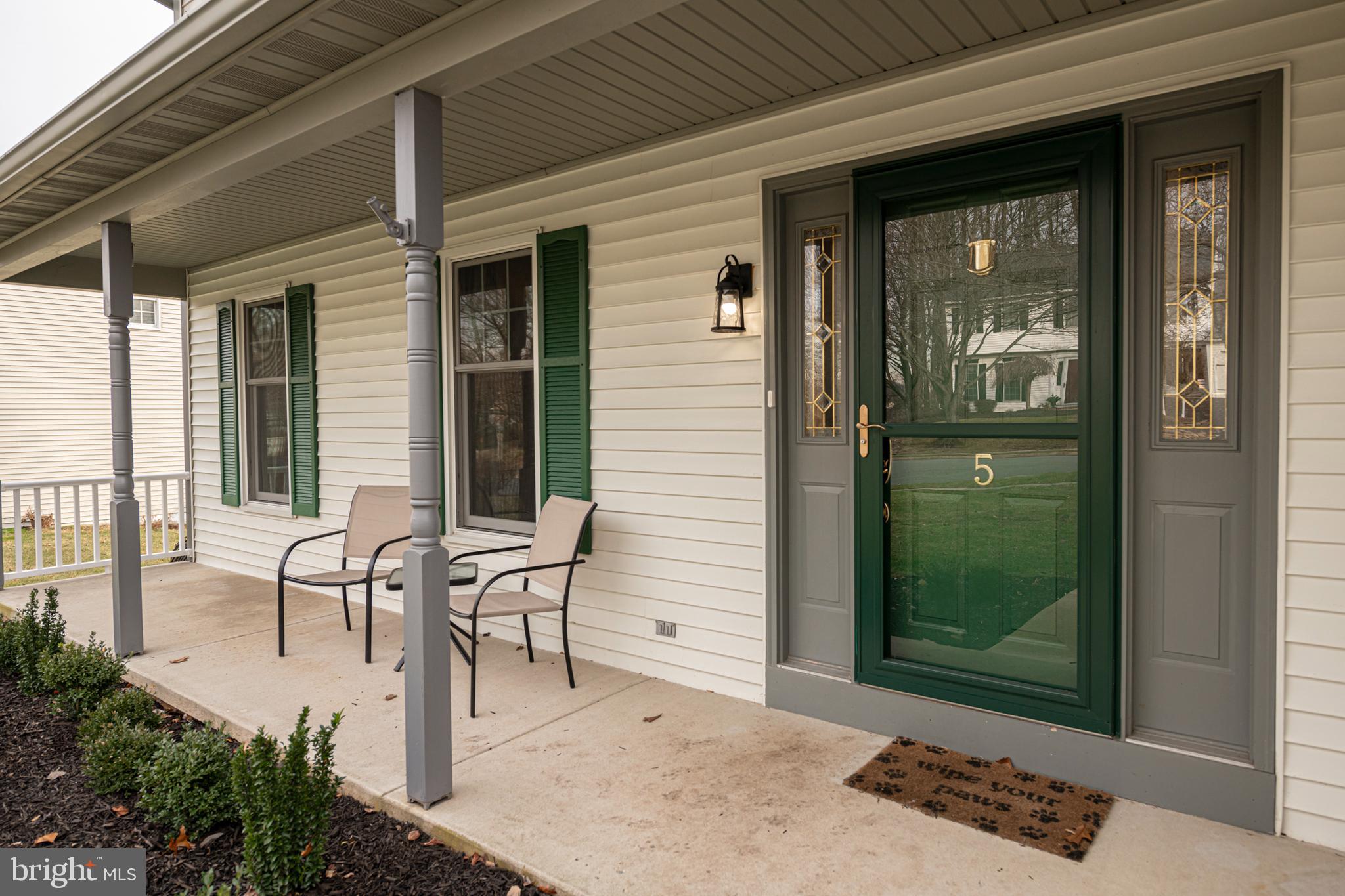 5 LONGVIEW DRIVE