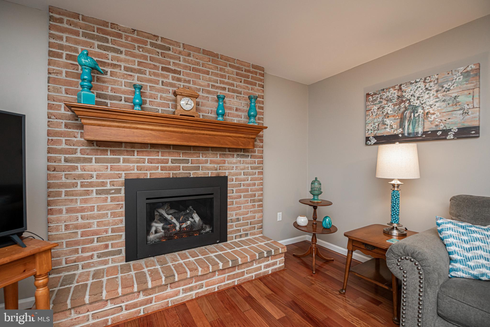 5 LONGVIEW DRIVE