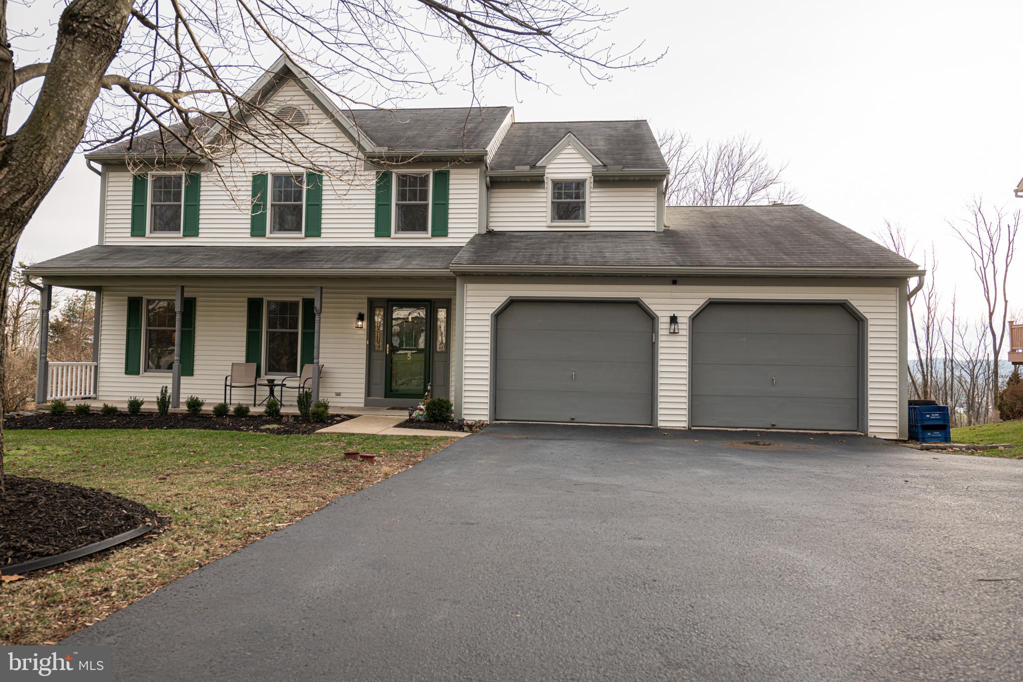 5 LONGVIEW DRIVE