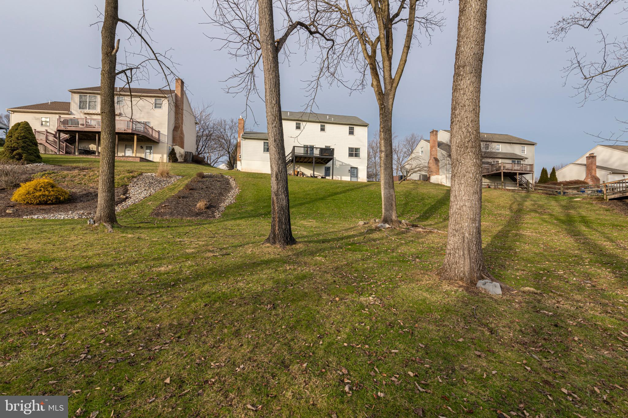 5 LONGVIEW DRIVE