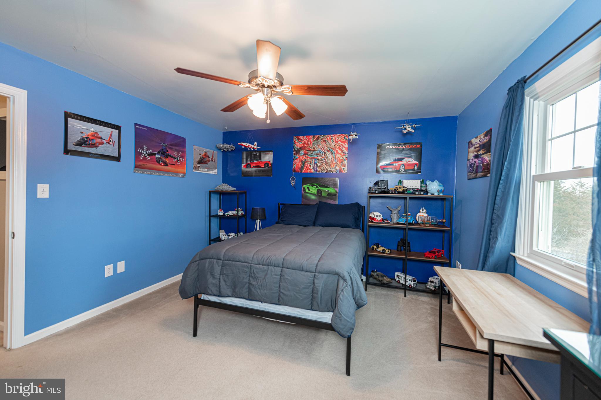 5 LONGVIEW DRIVE