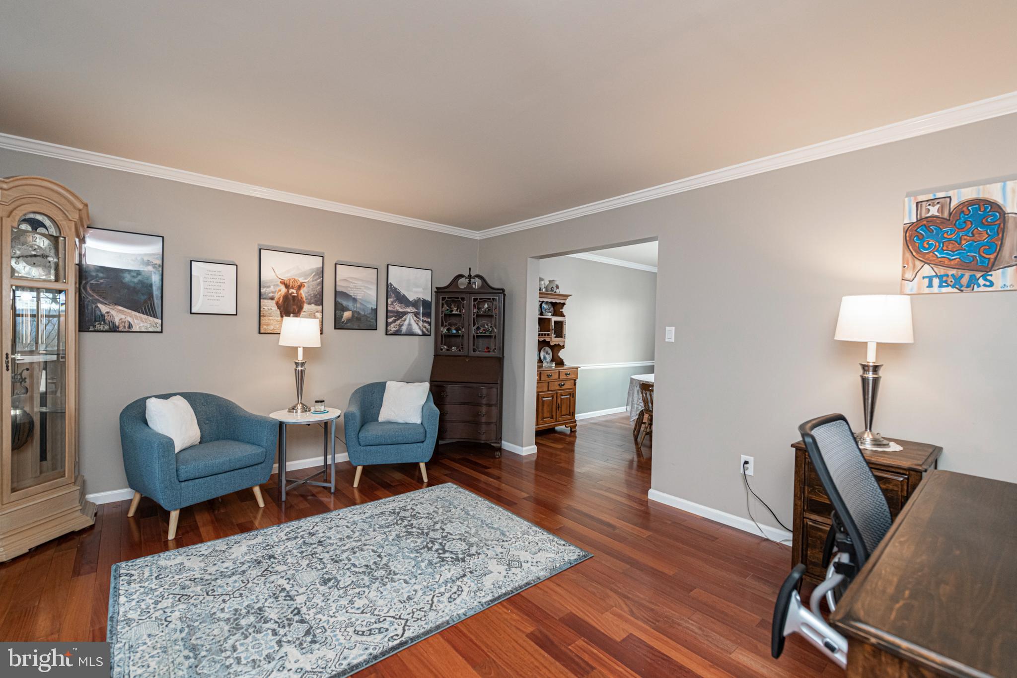 5 LONGVIEW DRIVE