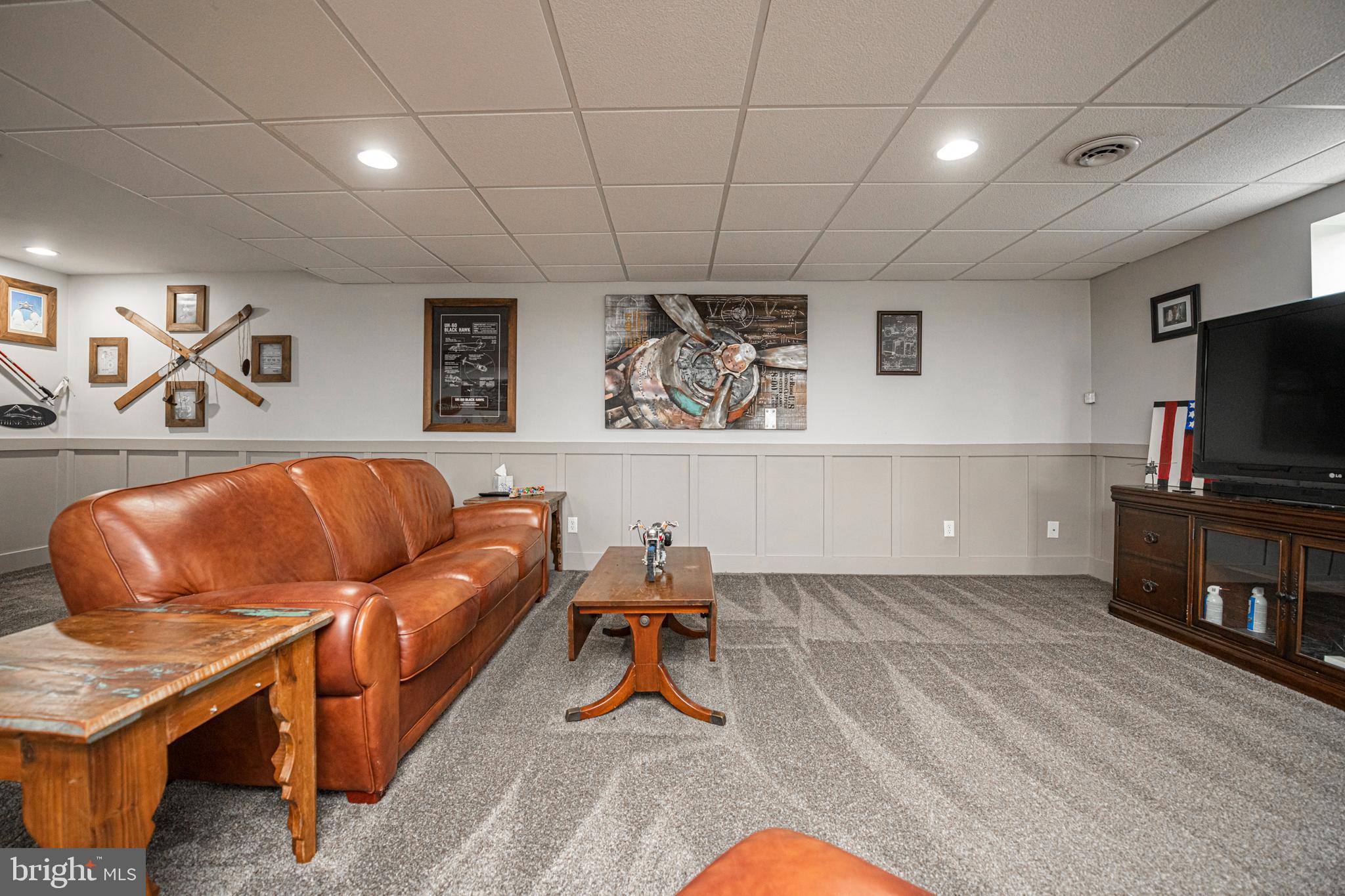 5 LONGVIEW DRIVE