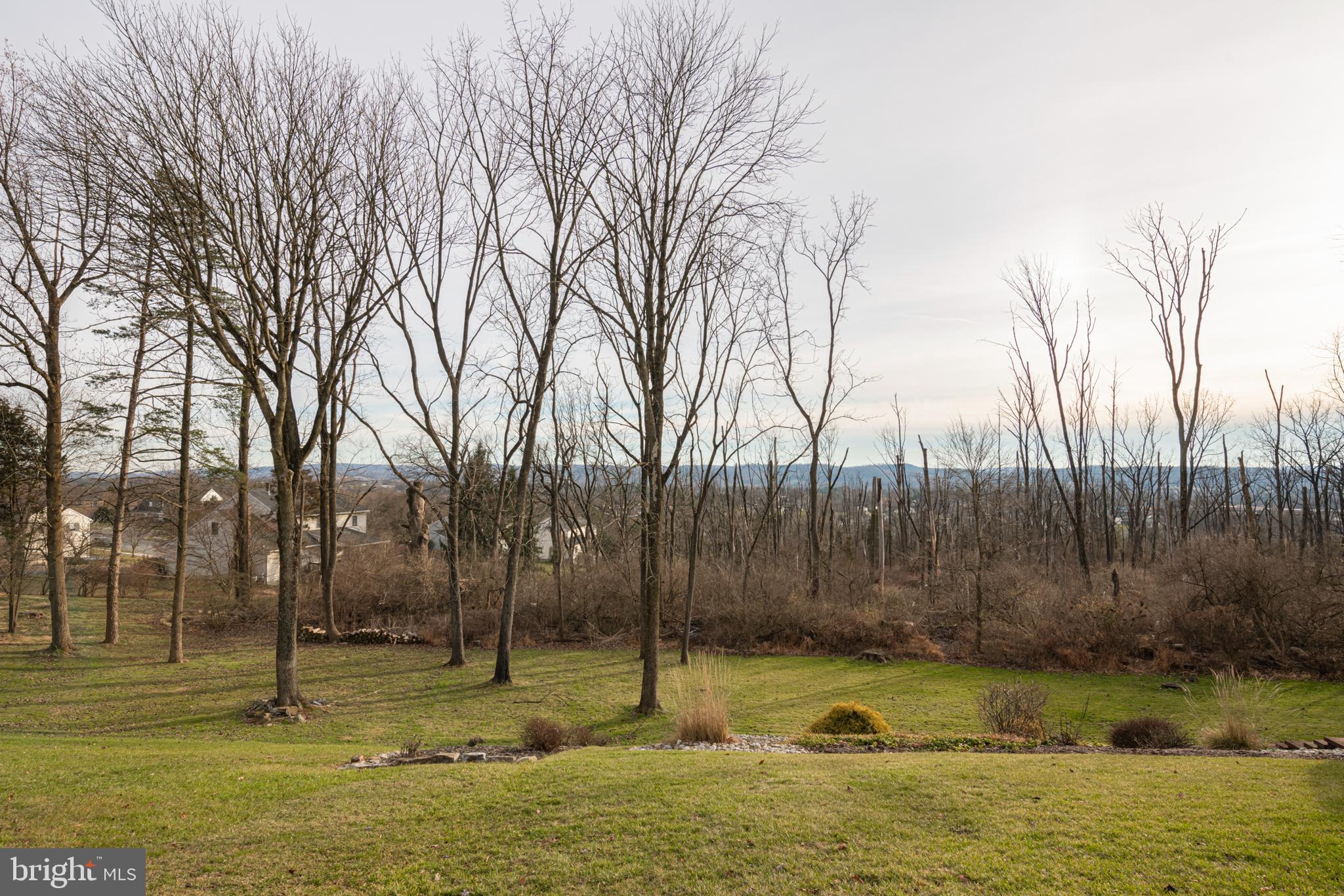 5 LONGVIEW DRIVE