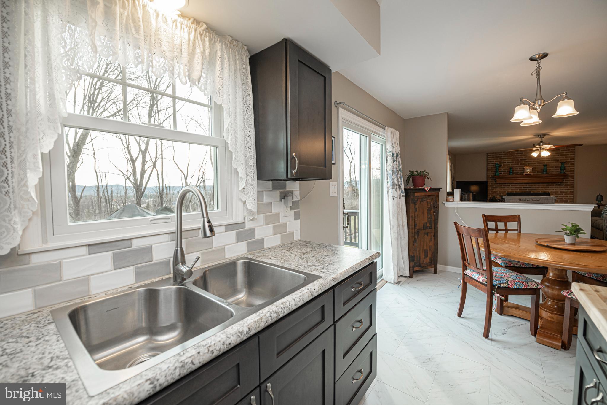 5 LONGVIEW DRIVE