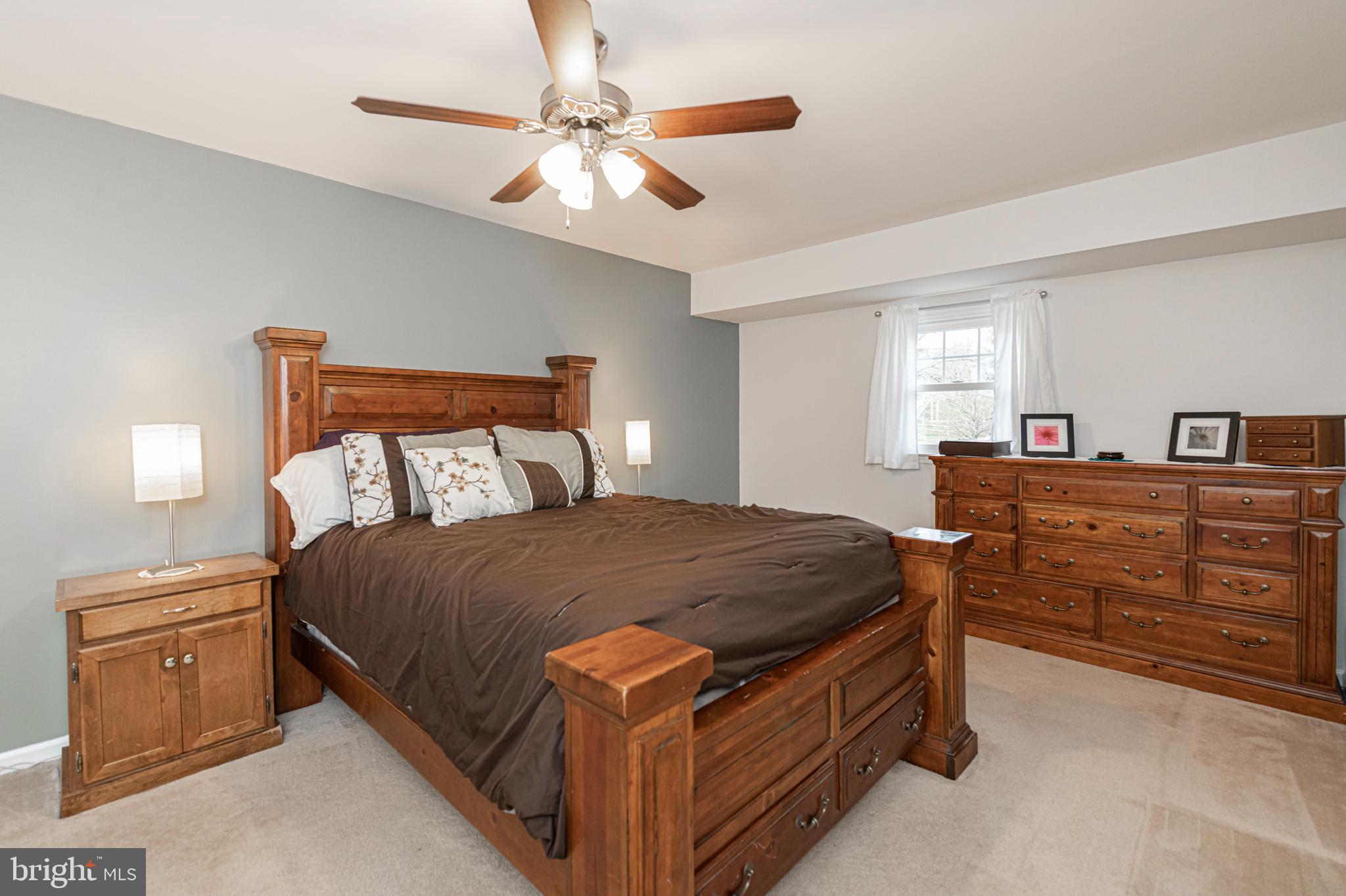 5 LONGVIEW DRIVE
