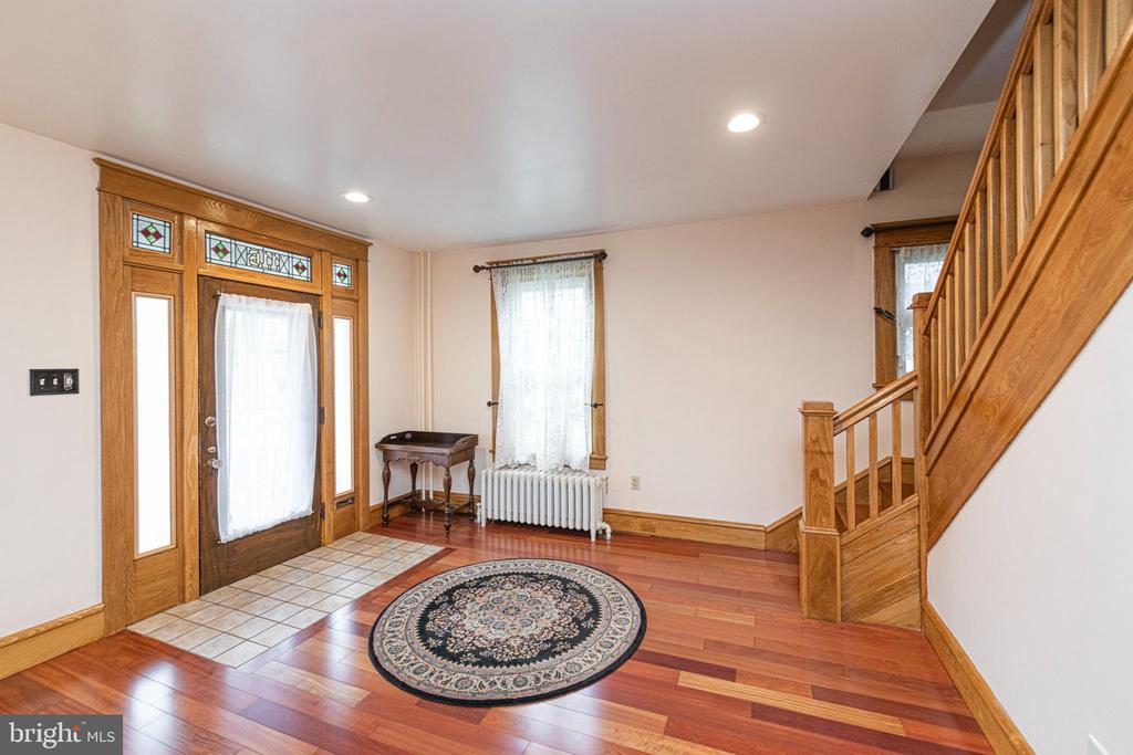 116 N BROBST STREET
