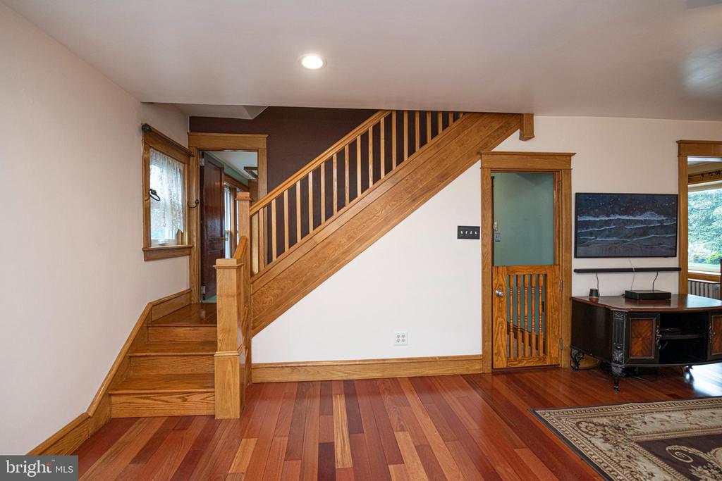116 N BROBST STREET