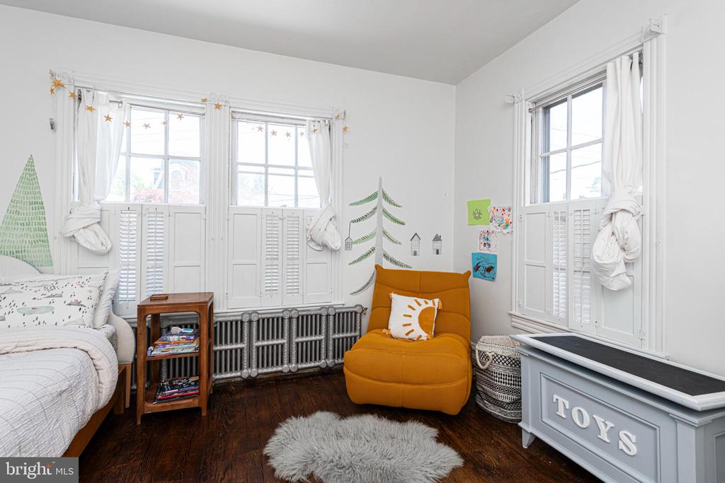 510 E MAIN STREET
