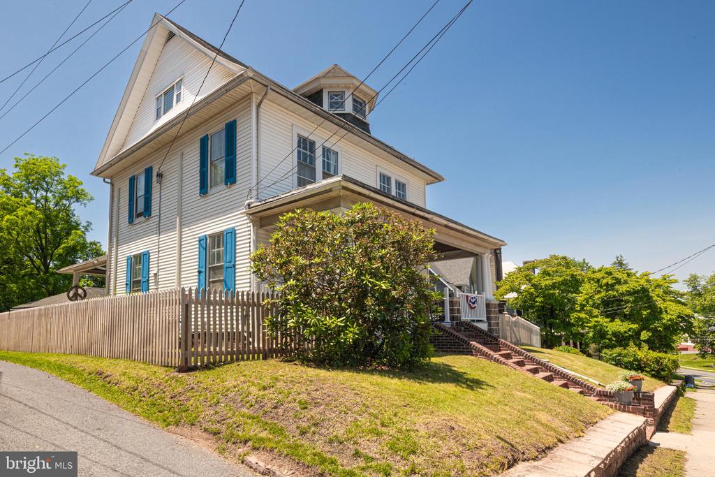 510 E MAIN STREET
