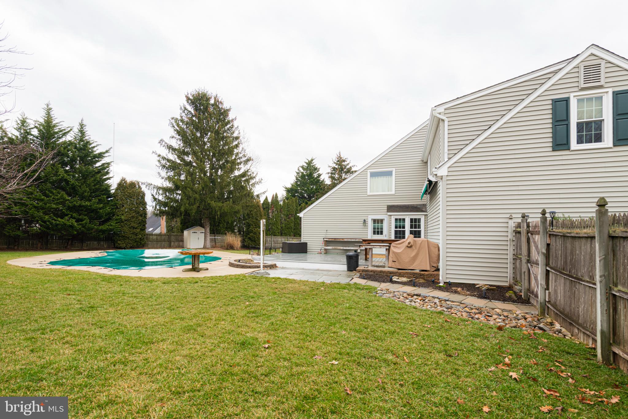 407 SAINT ANNS CIRCLE