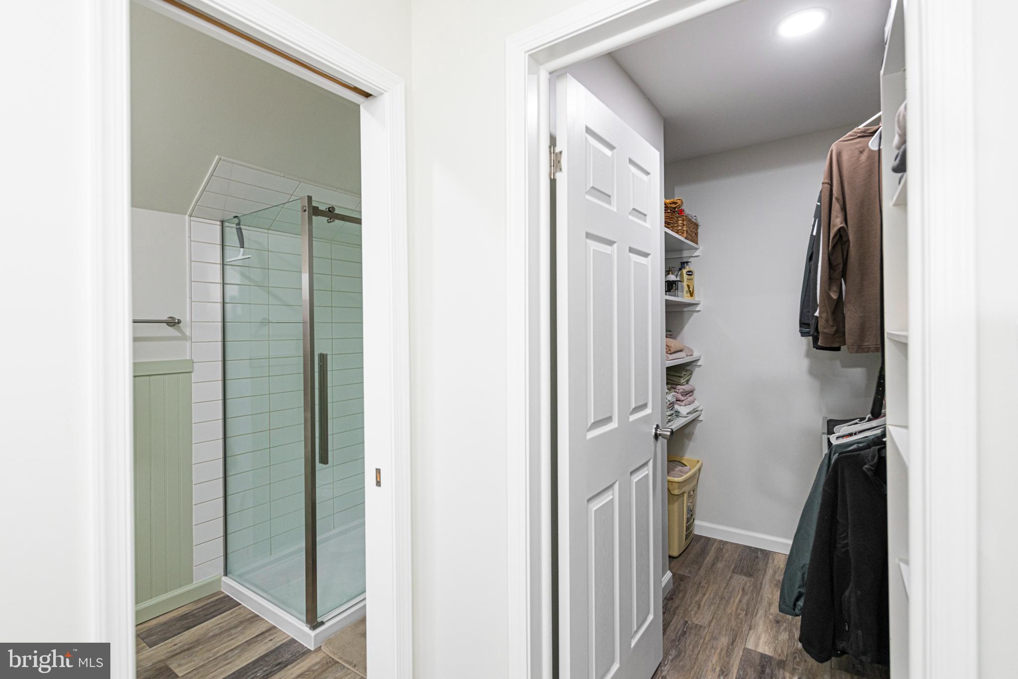 407 SAINT ANNS CIRCLE