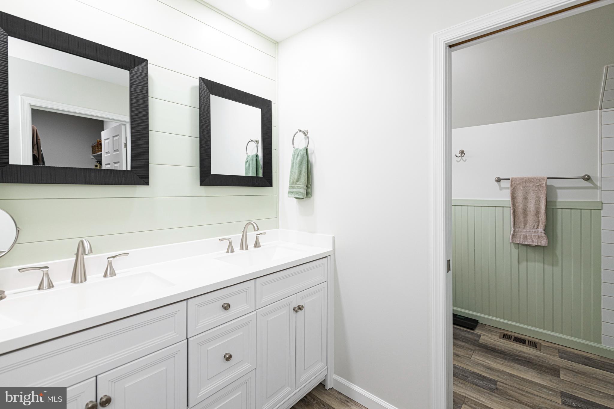 407 SAINT ANNS CIRCLE