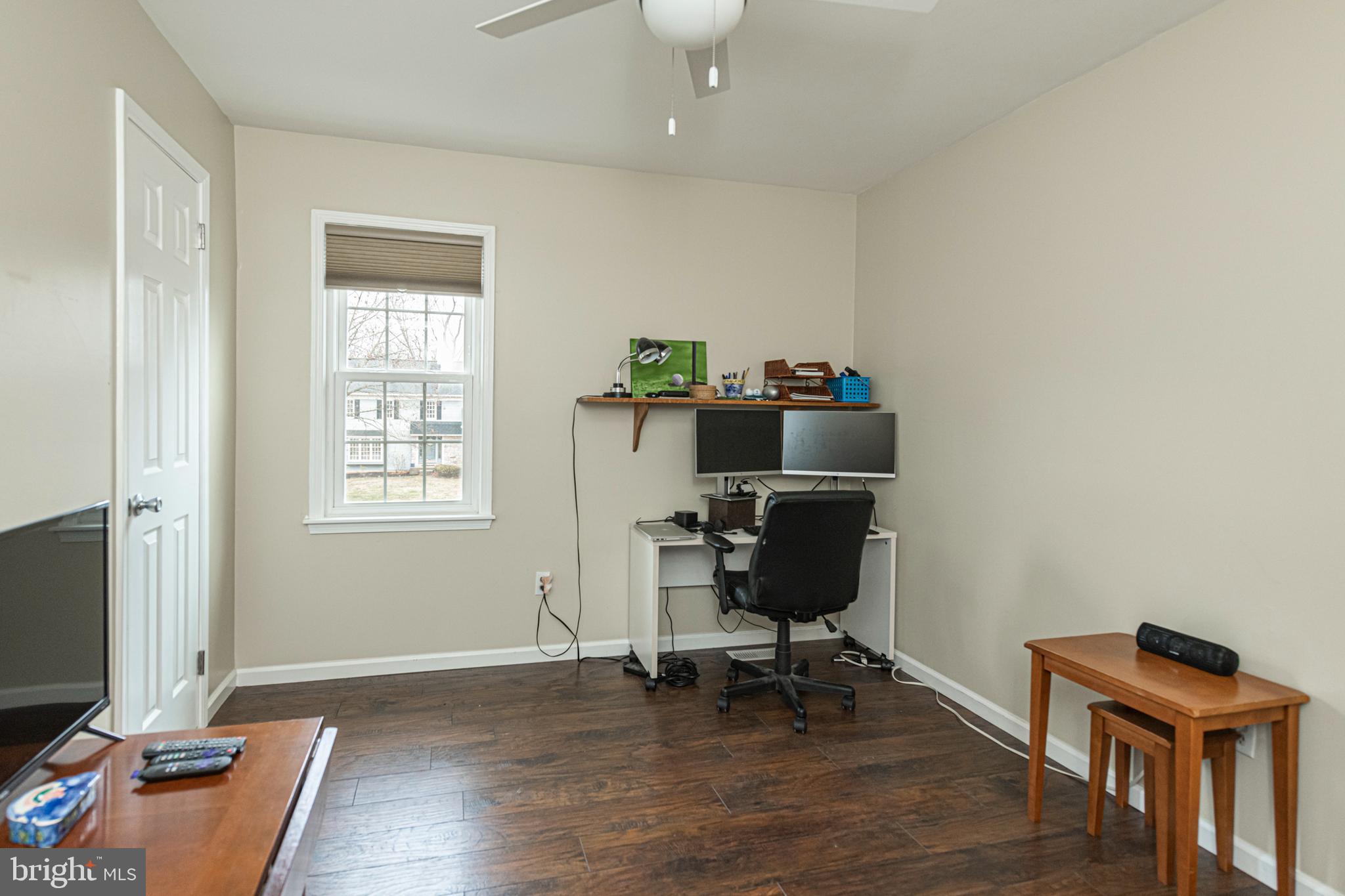 407 SAINT ANNS CIRCLE