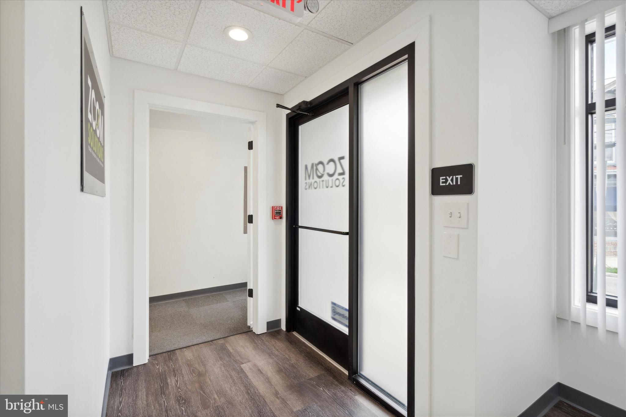 225 W HIGH STREET 1