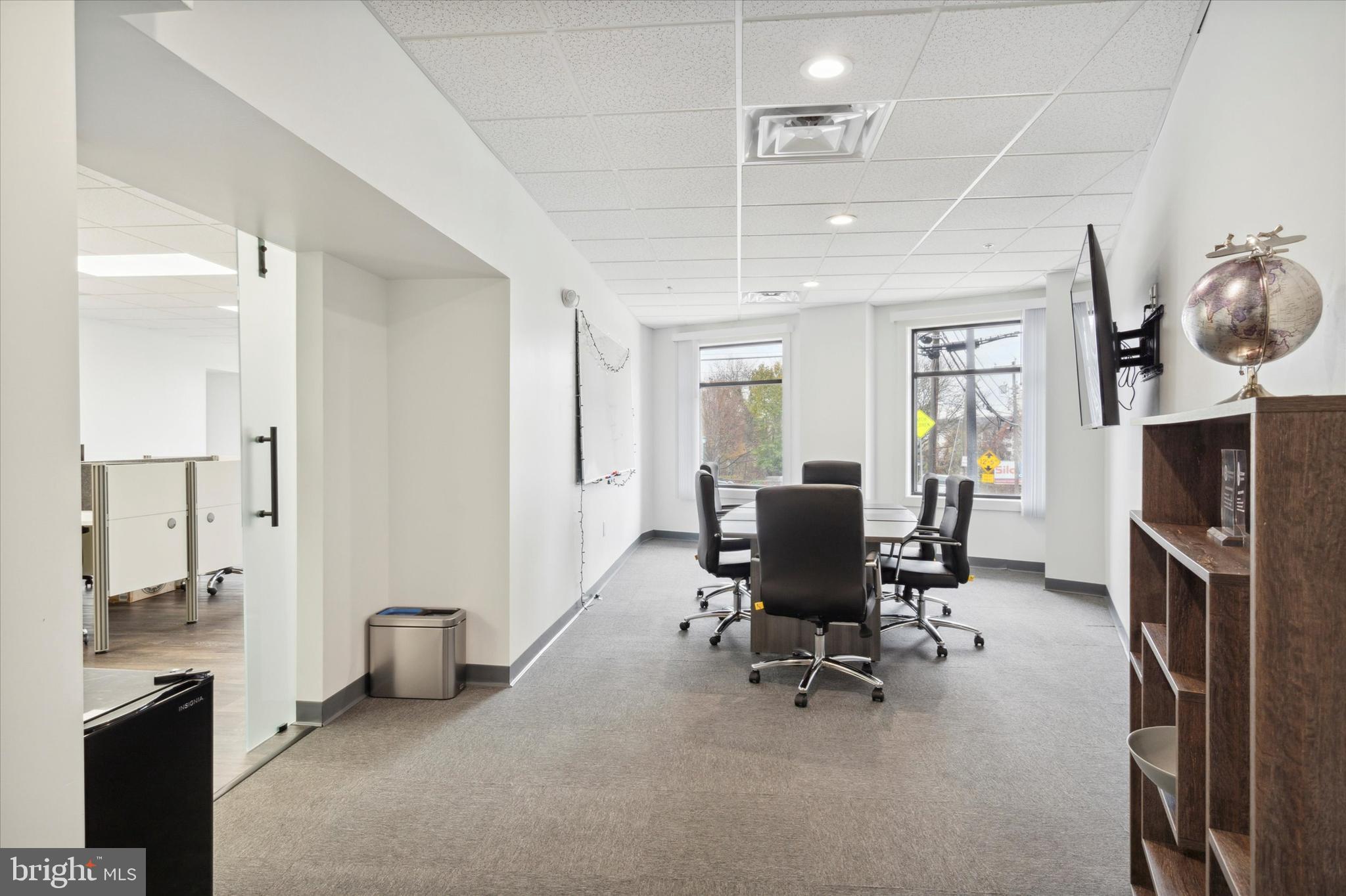 225 W HIGH STREET 1