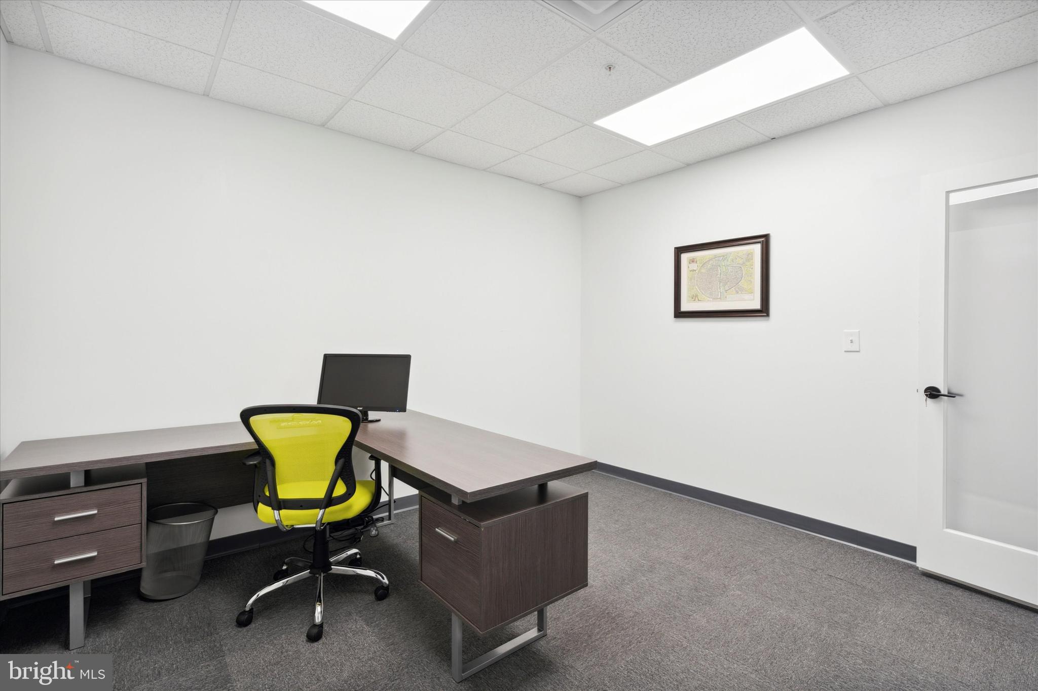 225 W HIGH STREET 1