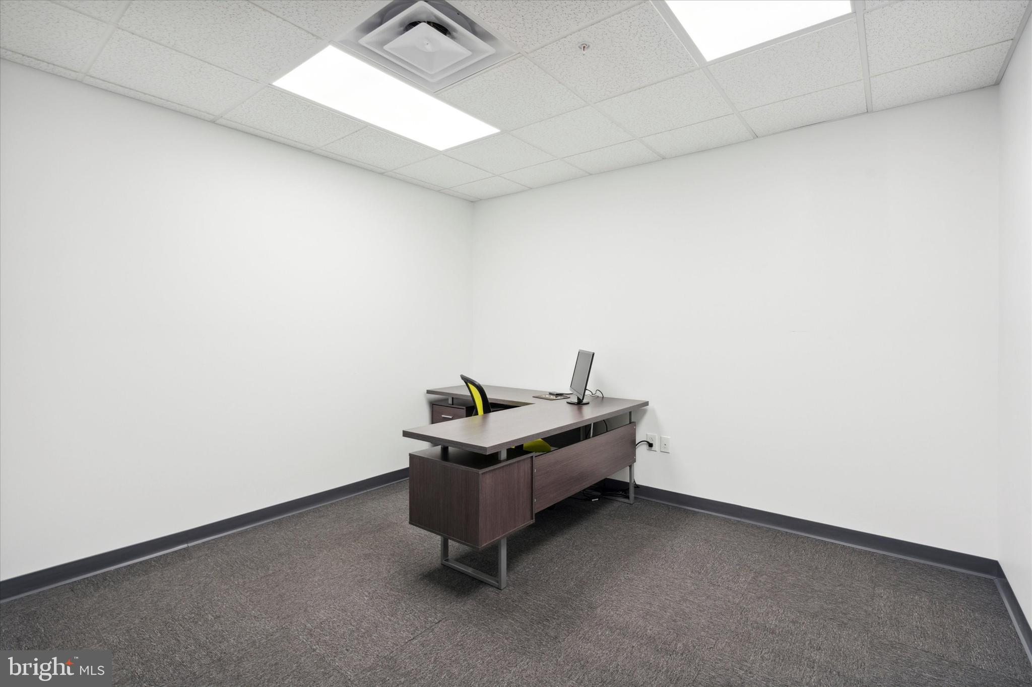 225 W HIGH STREET 1