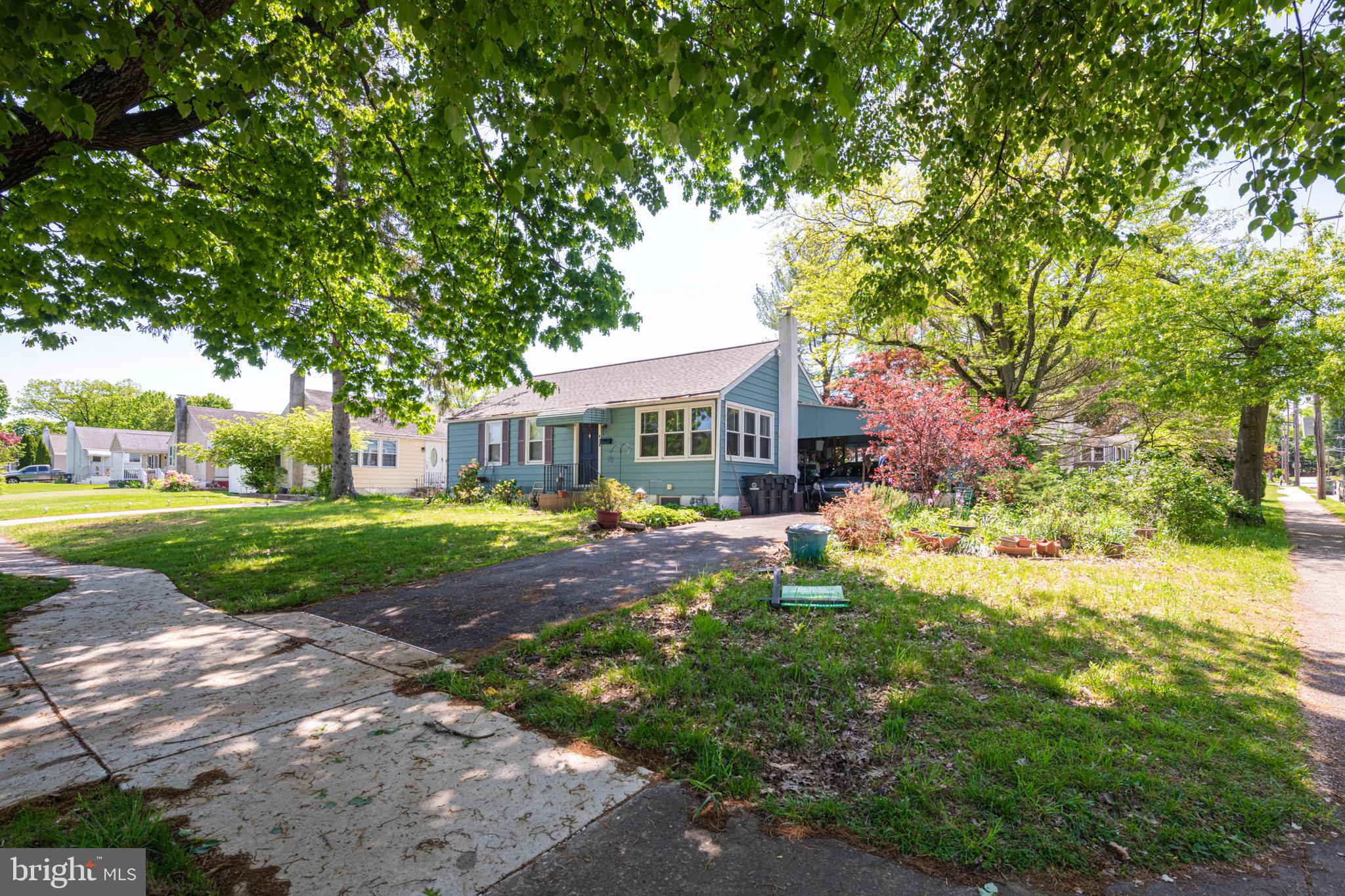 428 W ANDERSON AVENUE