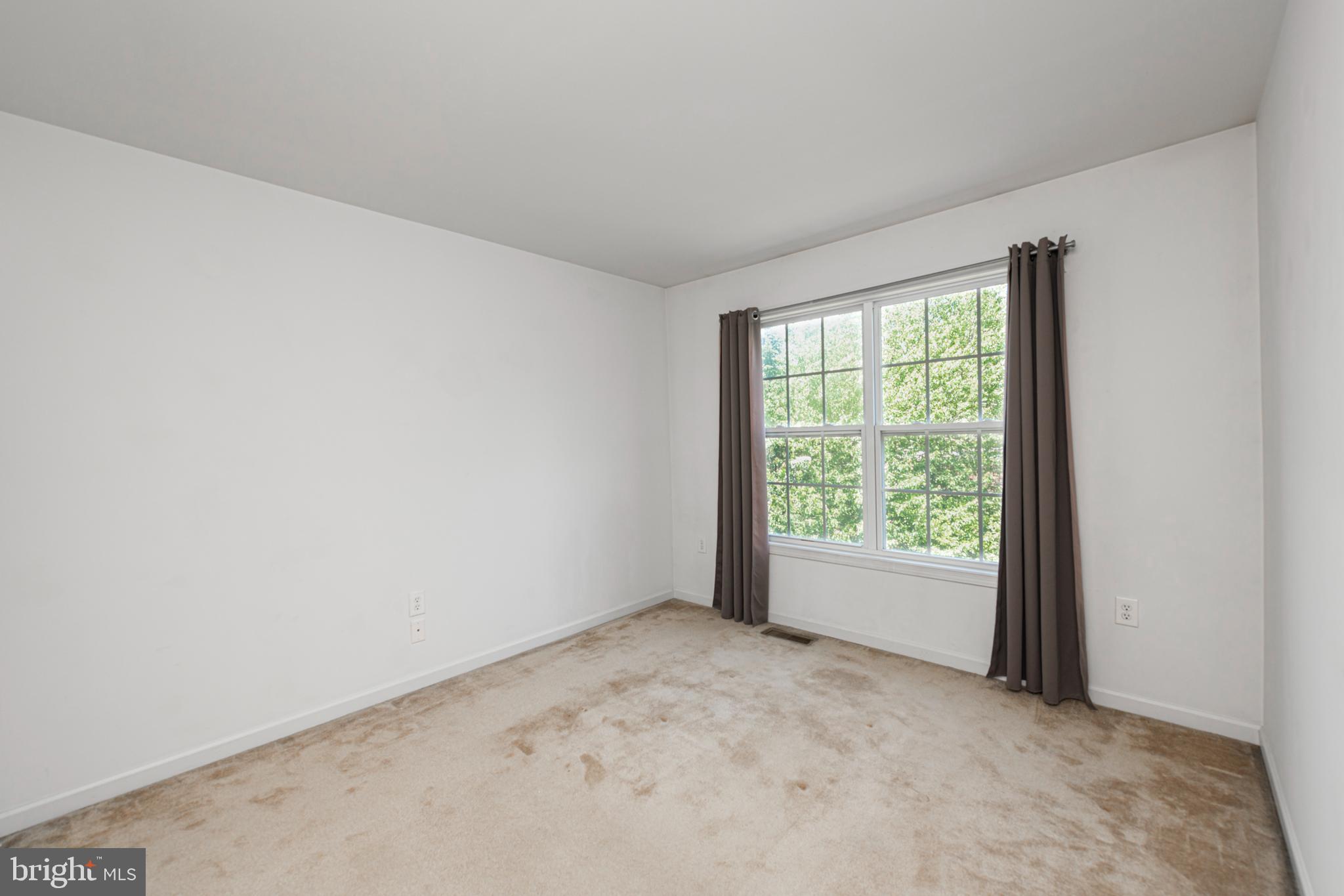 545 ONWARD AVENUE
