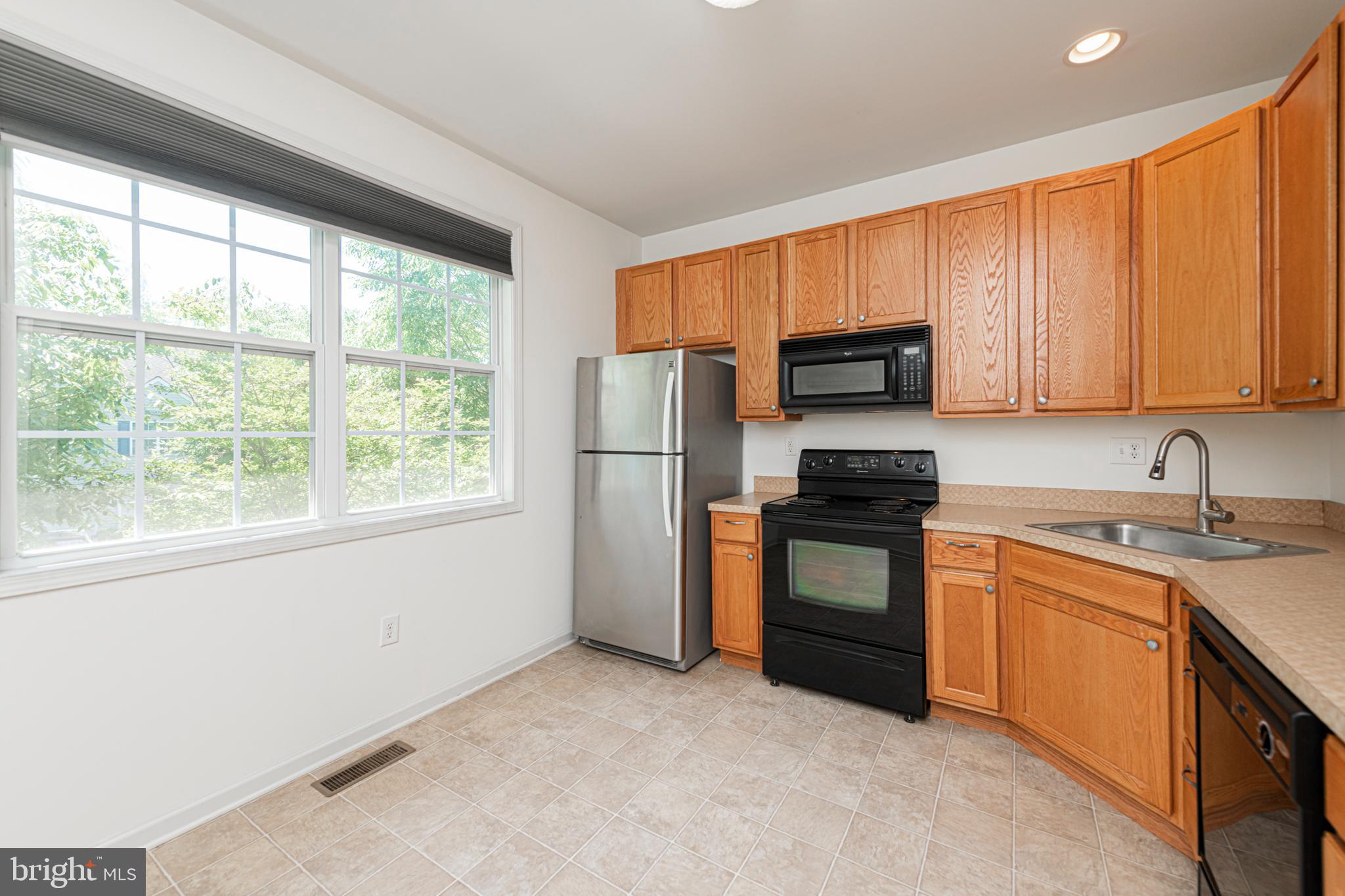545 ONWARD AVENUE