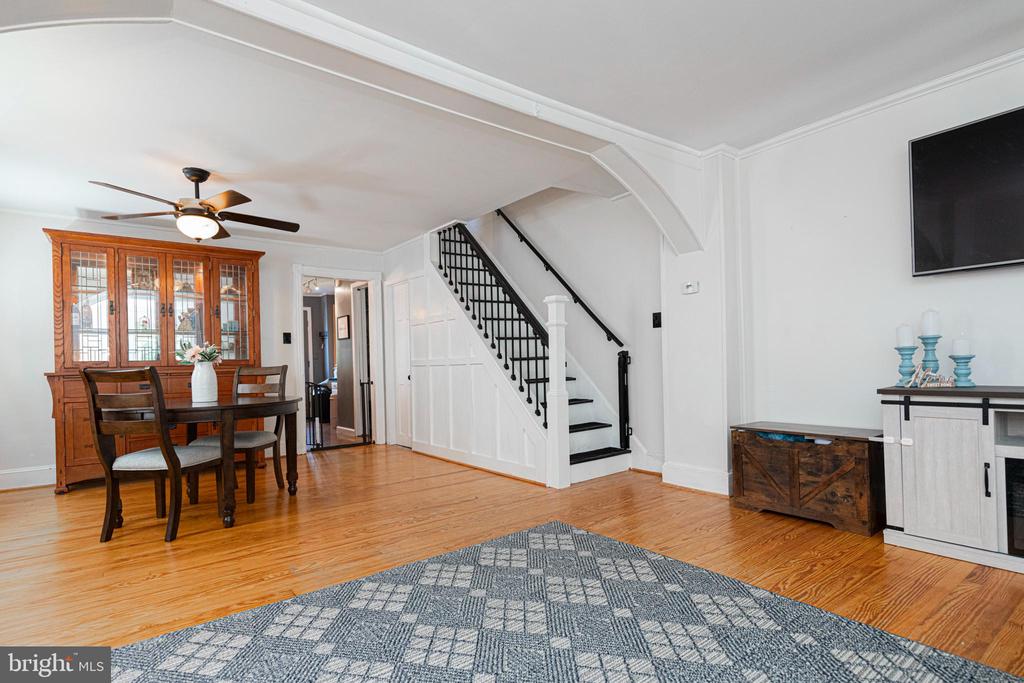 121 COLUMBIA AVENUE
