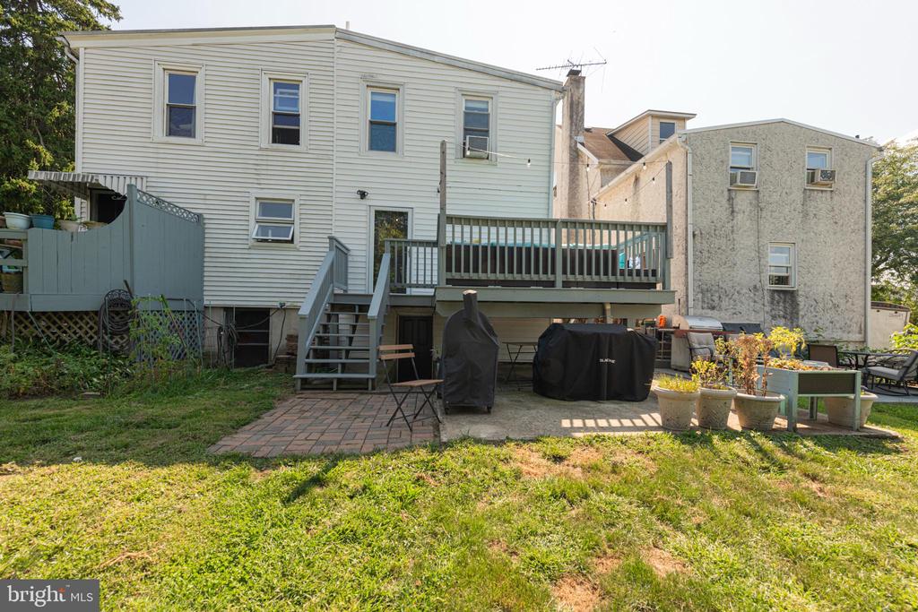 121 COLUMBIA AVENUE