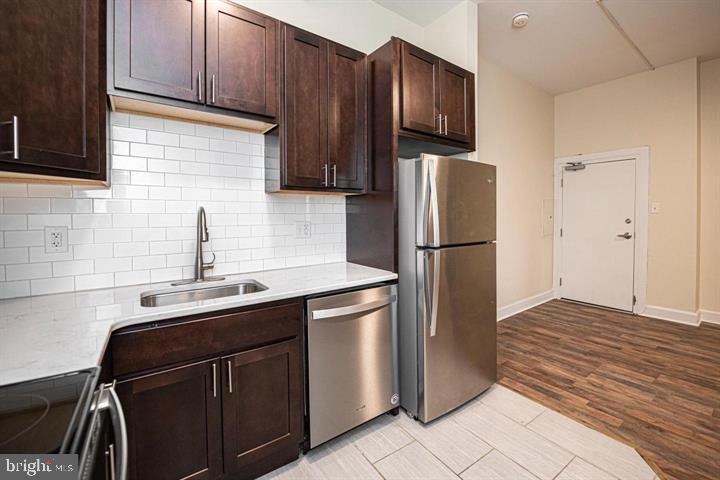 215 BRIDGE STREET UNIT B UNIT B