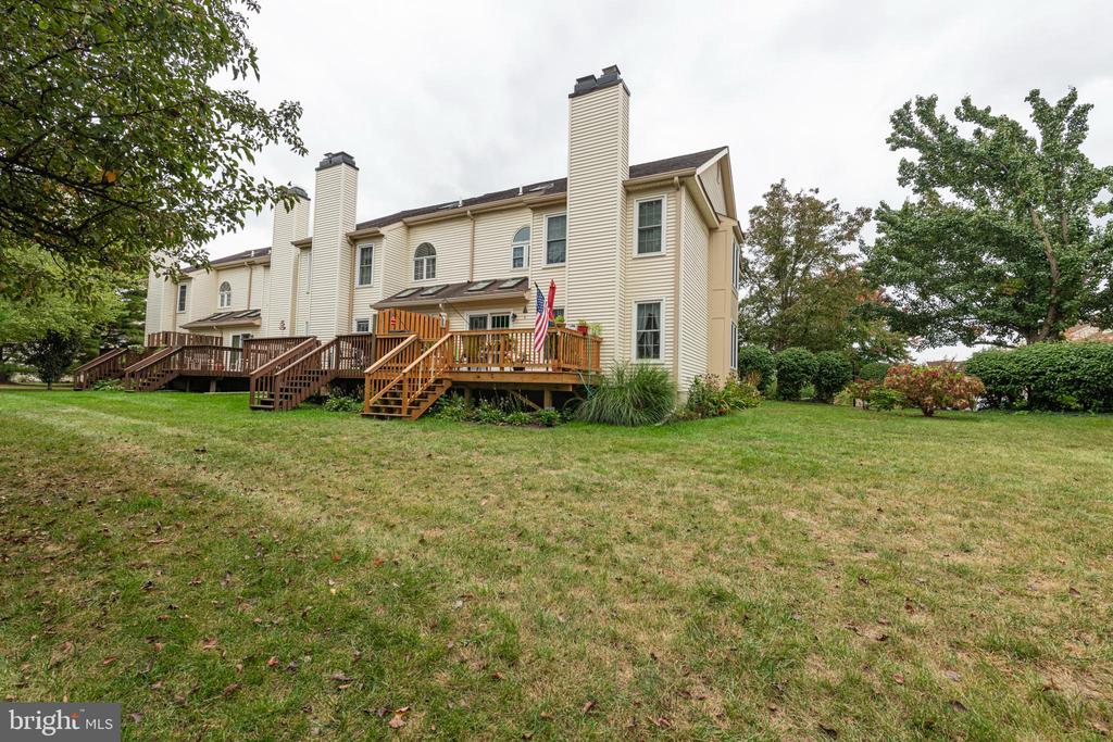 1803 MR PECKS PLACE