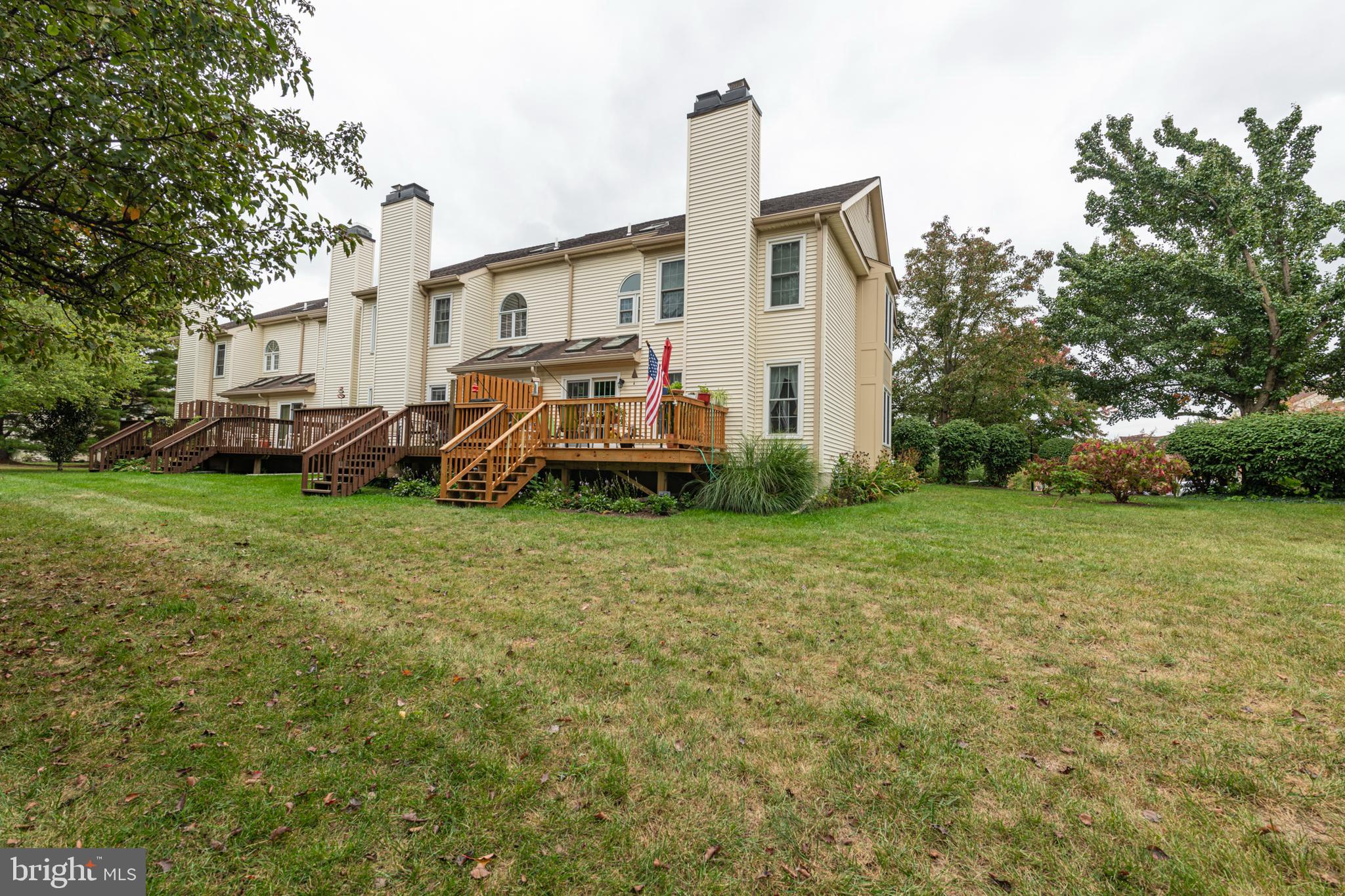 1803 MR PECKS PLACE