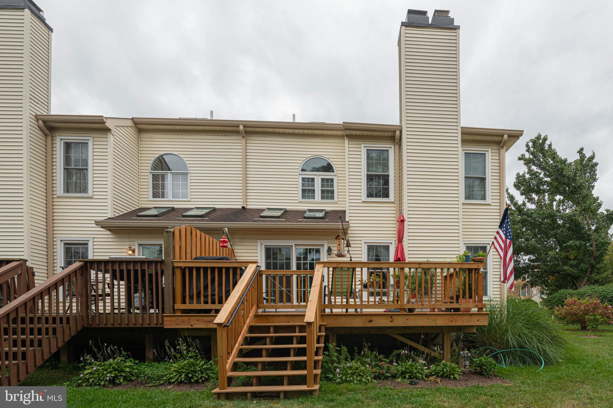 1803 MR PECKS PLACE