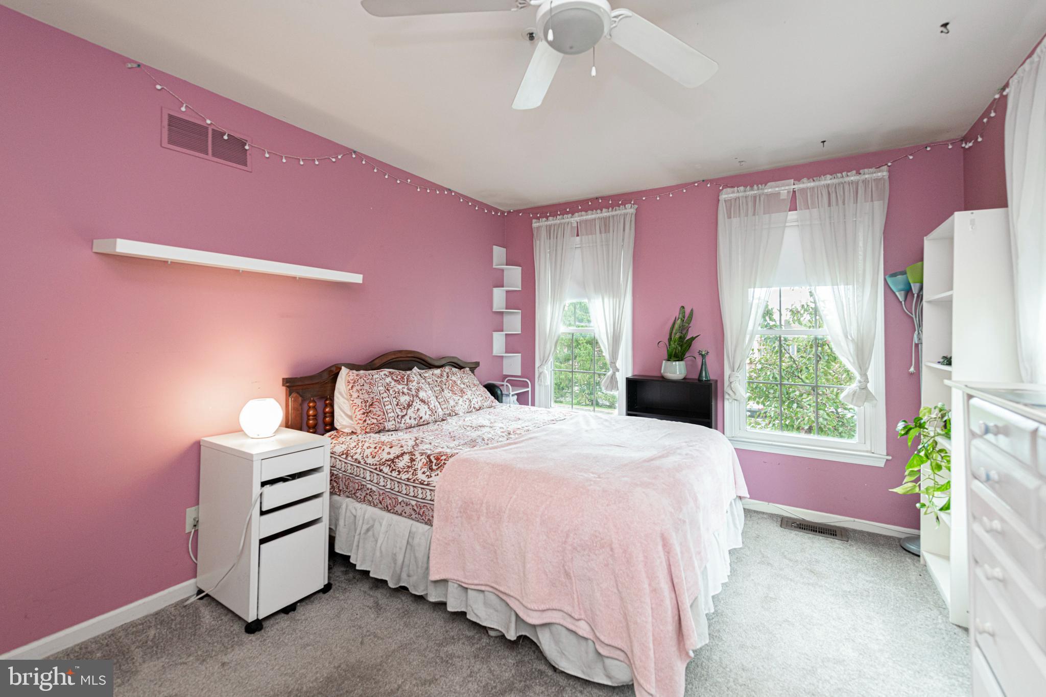 1803 MR PECKS PLACE