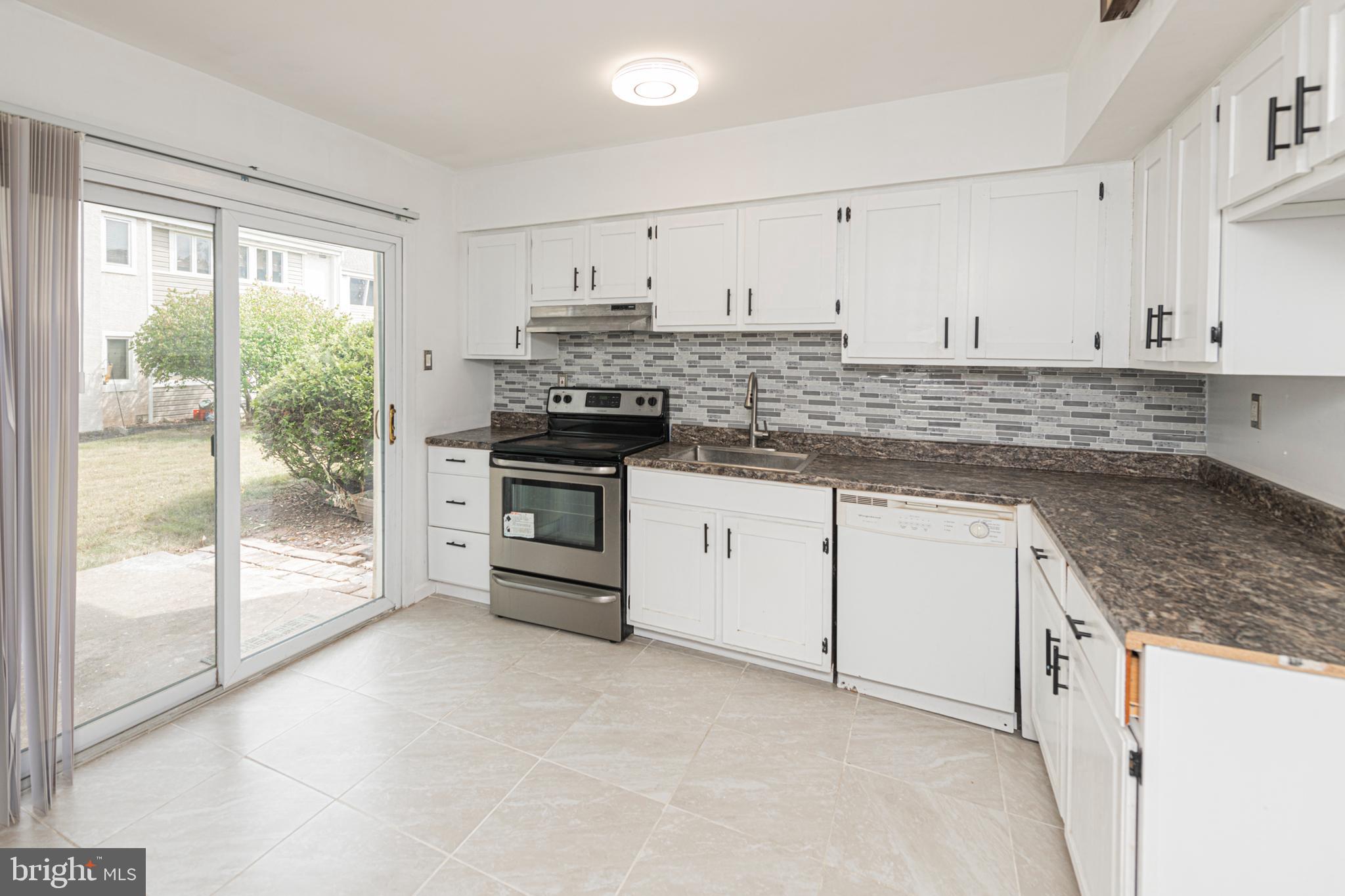 105 ROSKEEN COURT 108