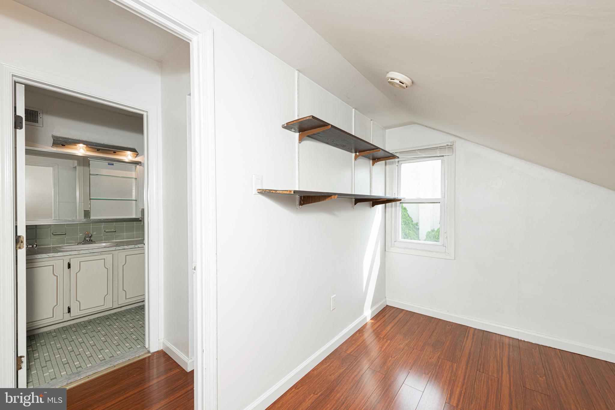 105 ROSKEEN COURT 108