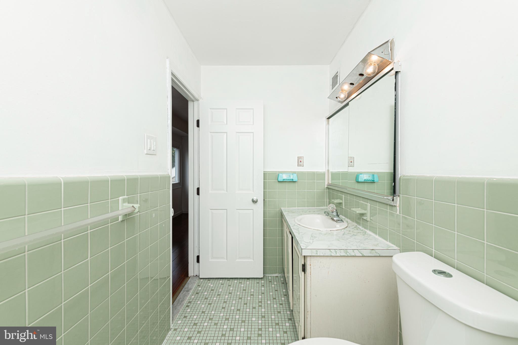 105 ROSKEEN COURT 108