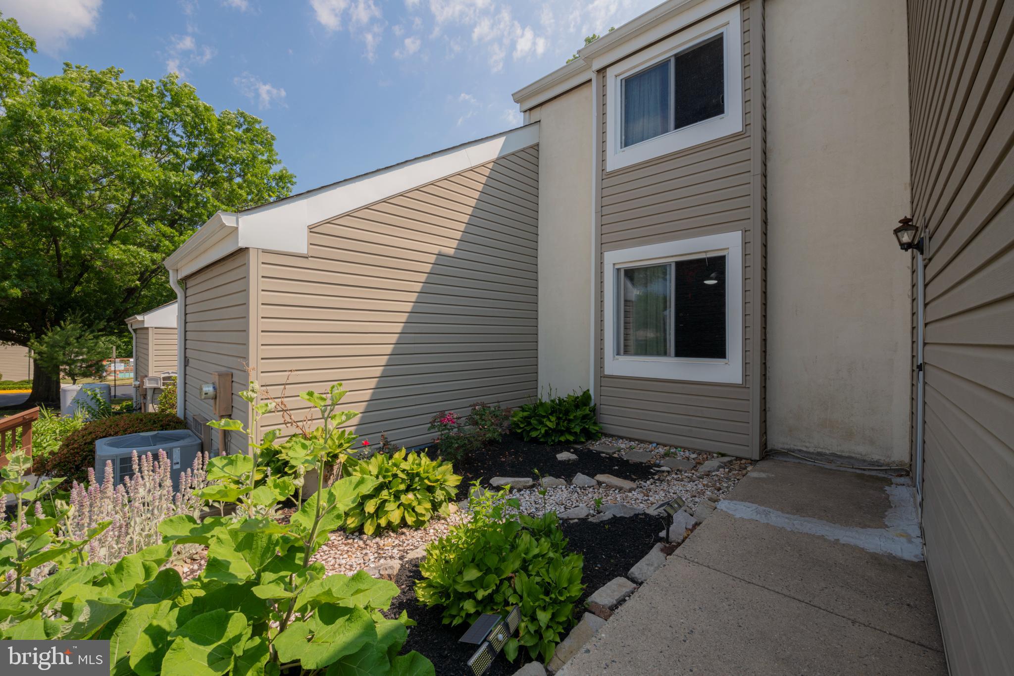 105 ROSKEEN COURT 108