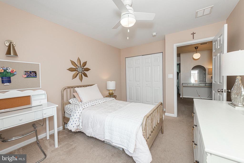 1053 ALMOND DRIVE 3