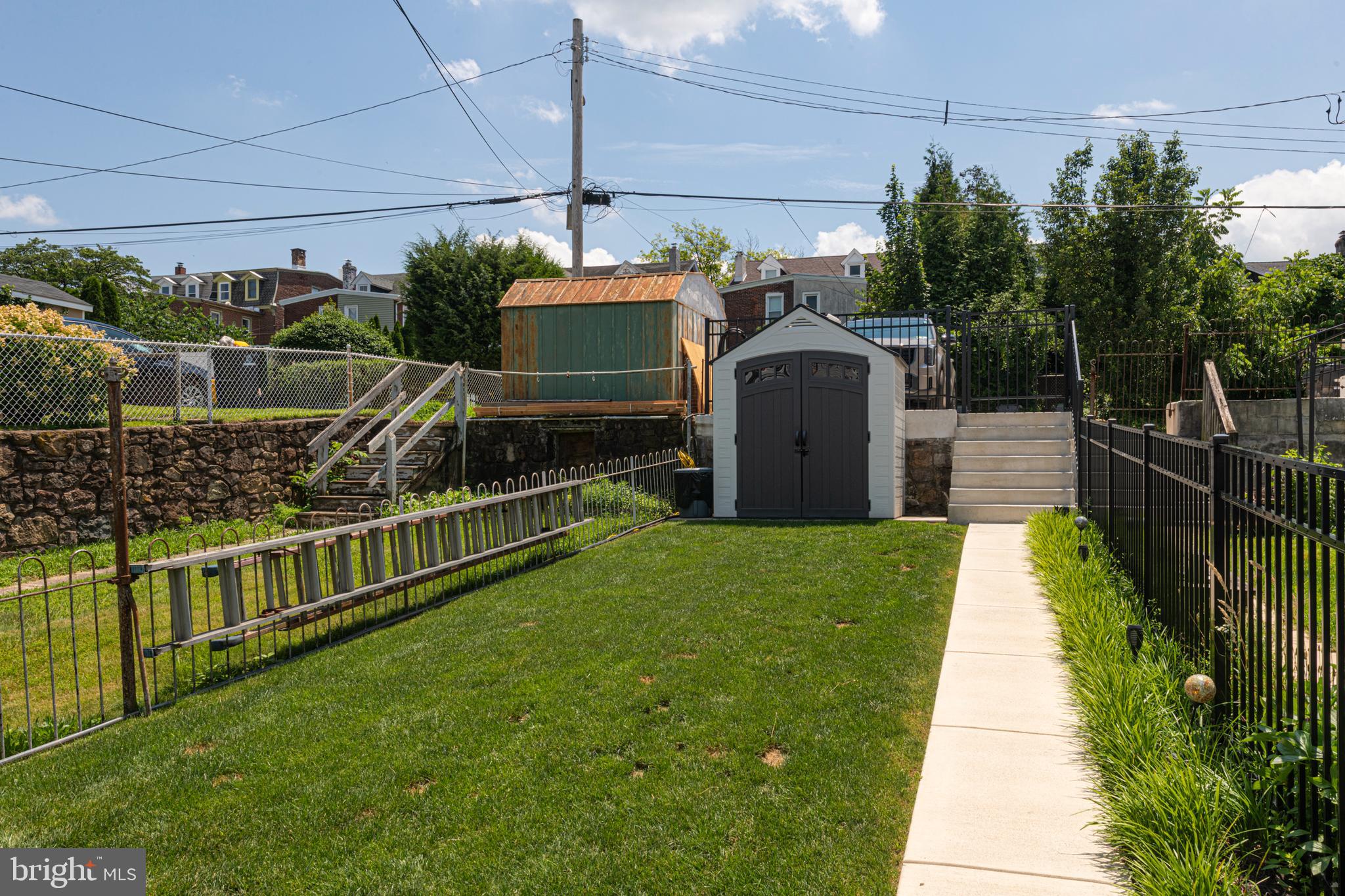 394 WASHINGTON AVENUE