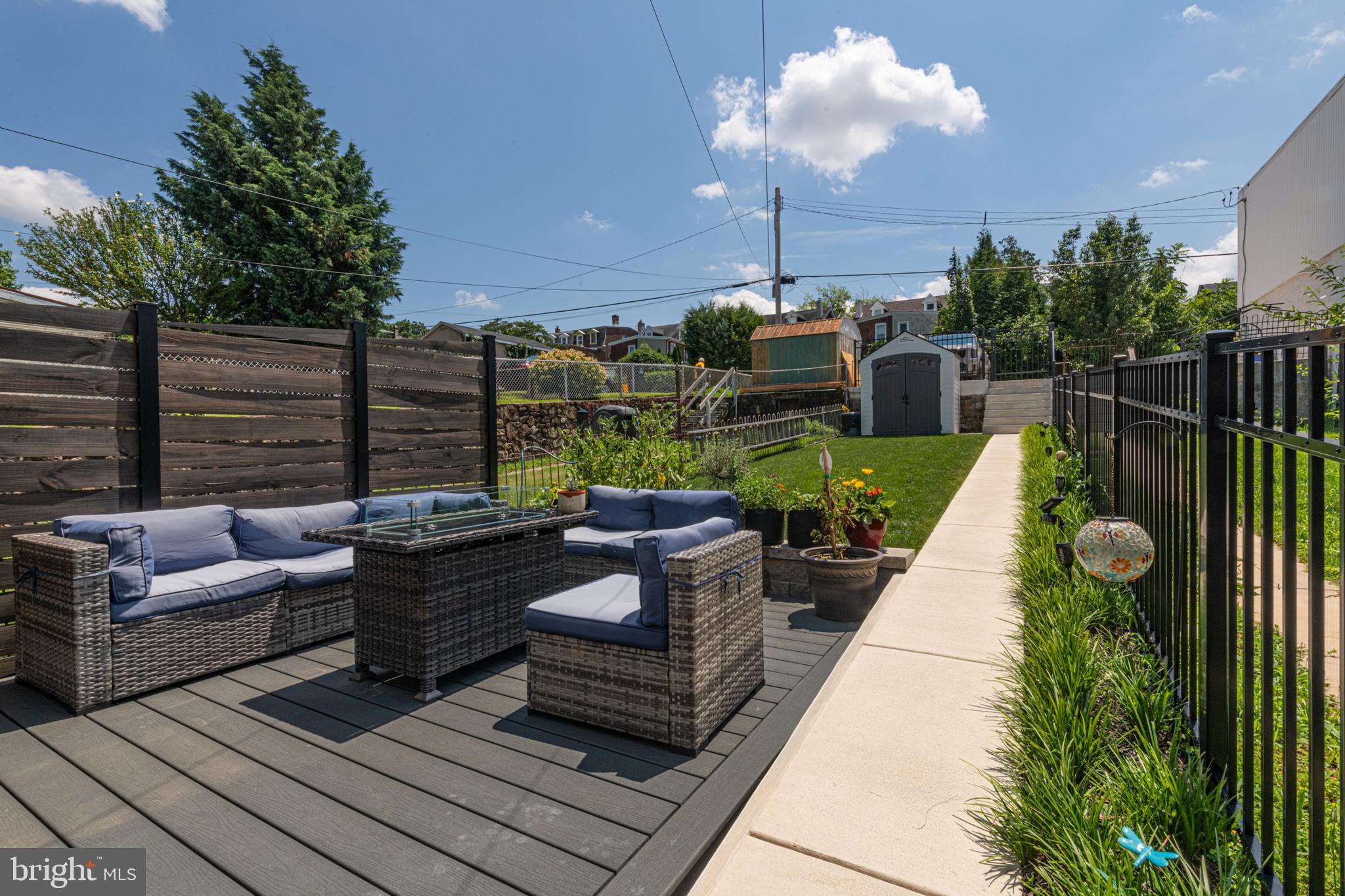 394 WASHINGTON AVENUE