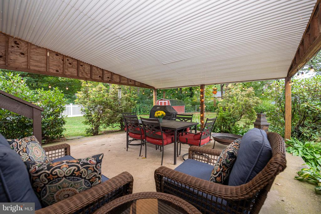 32 ROSSITER AVENUE