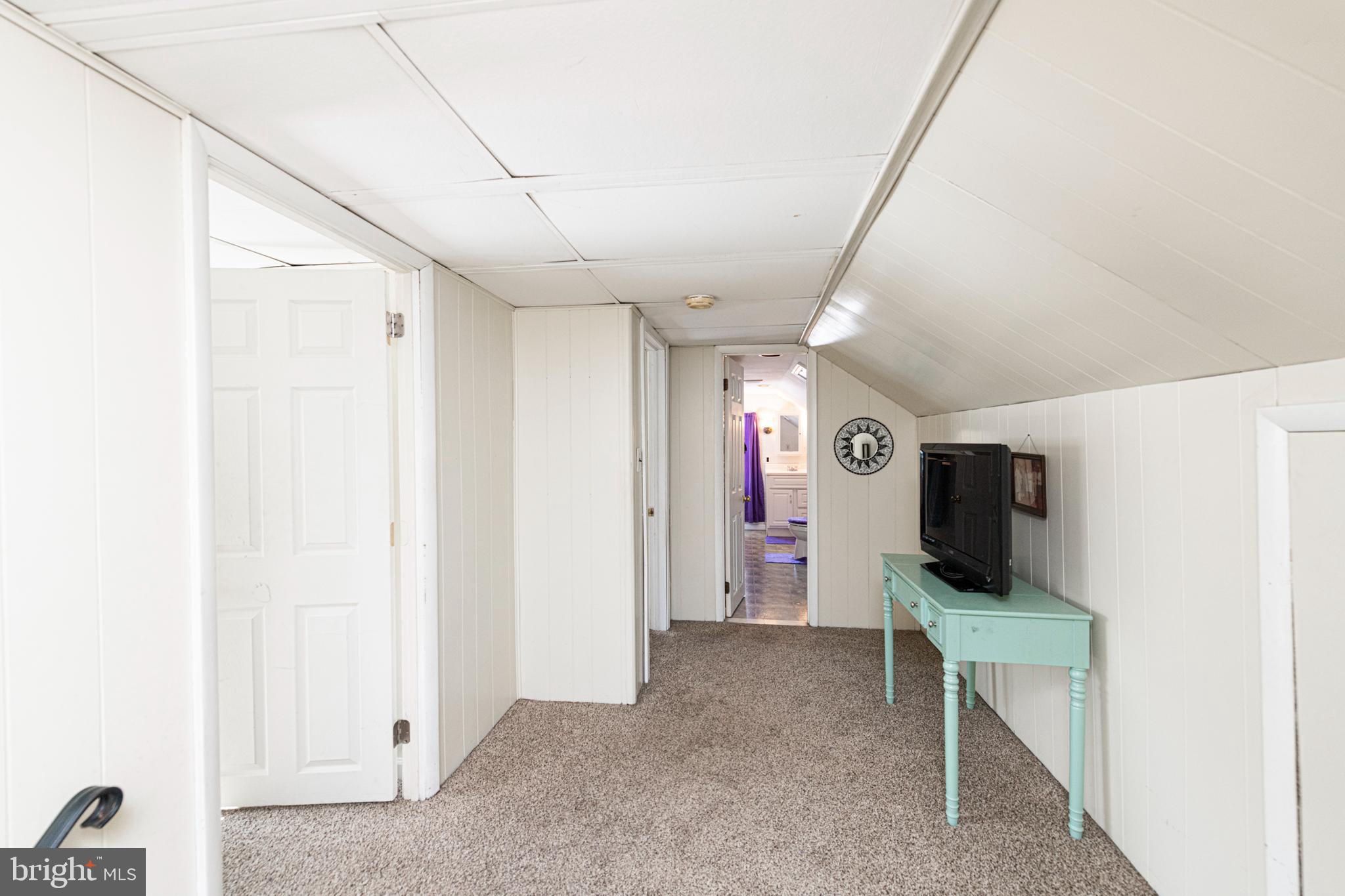 878 VALLEY FORGE ROAD