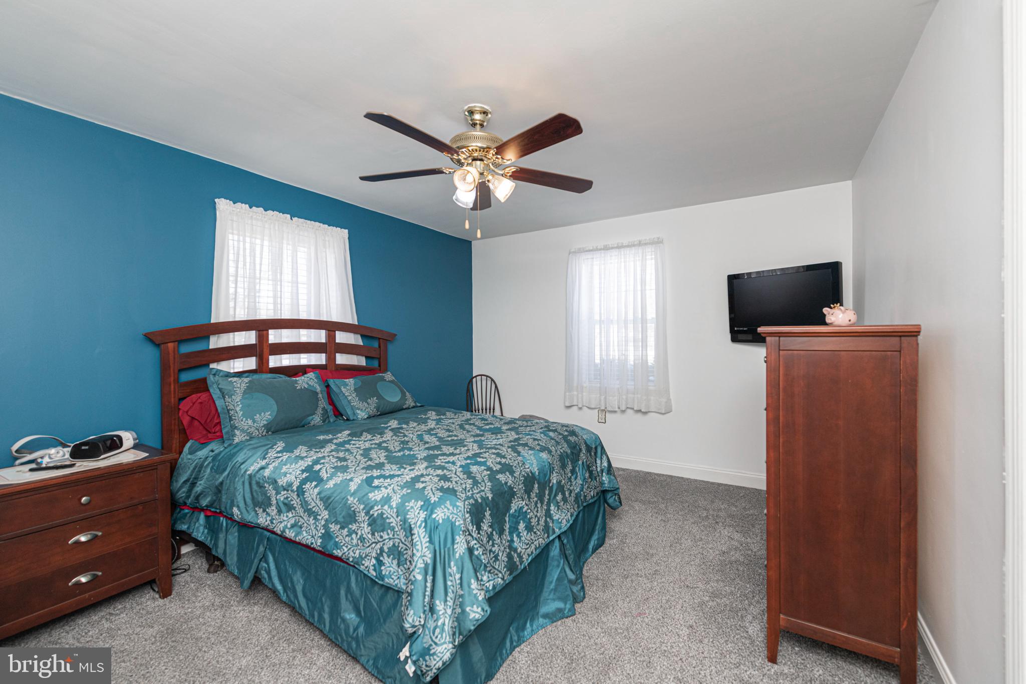 878 VALLEY FORGE ROAD