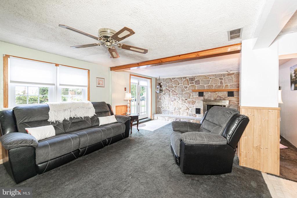 39 ROSSITER AVENUE